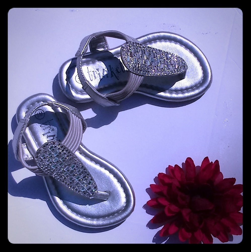 Infant girl fashion